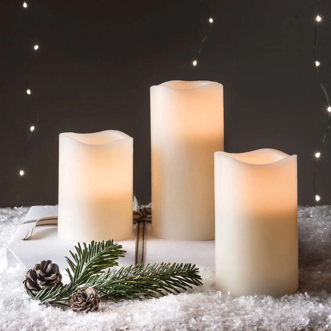 Lot de 3 grandes bougies LED en cire sans flamme et vacillantes