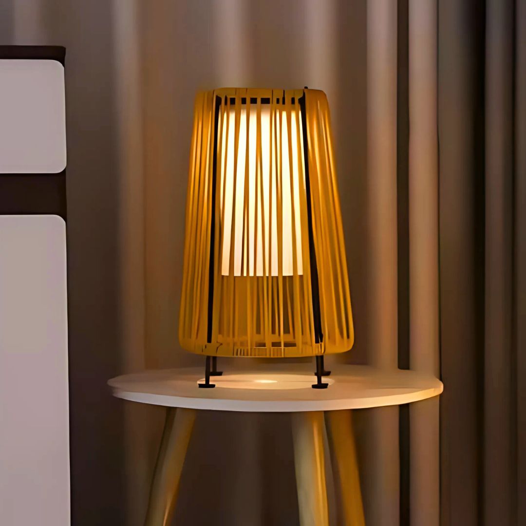 Lampadaire Solaro en rotin