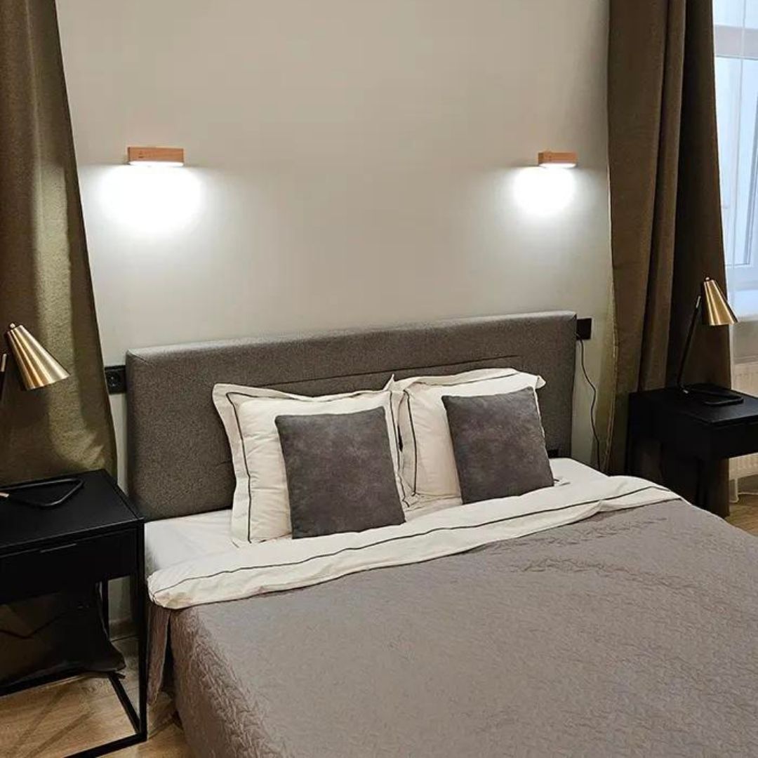 Lampe murale LED portable et rechargeable à 360