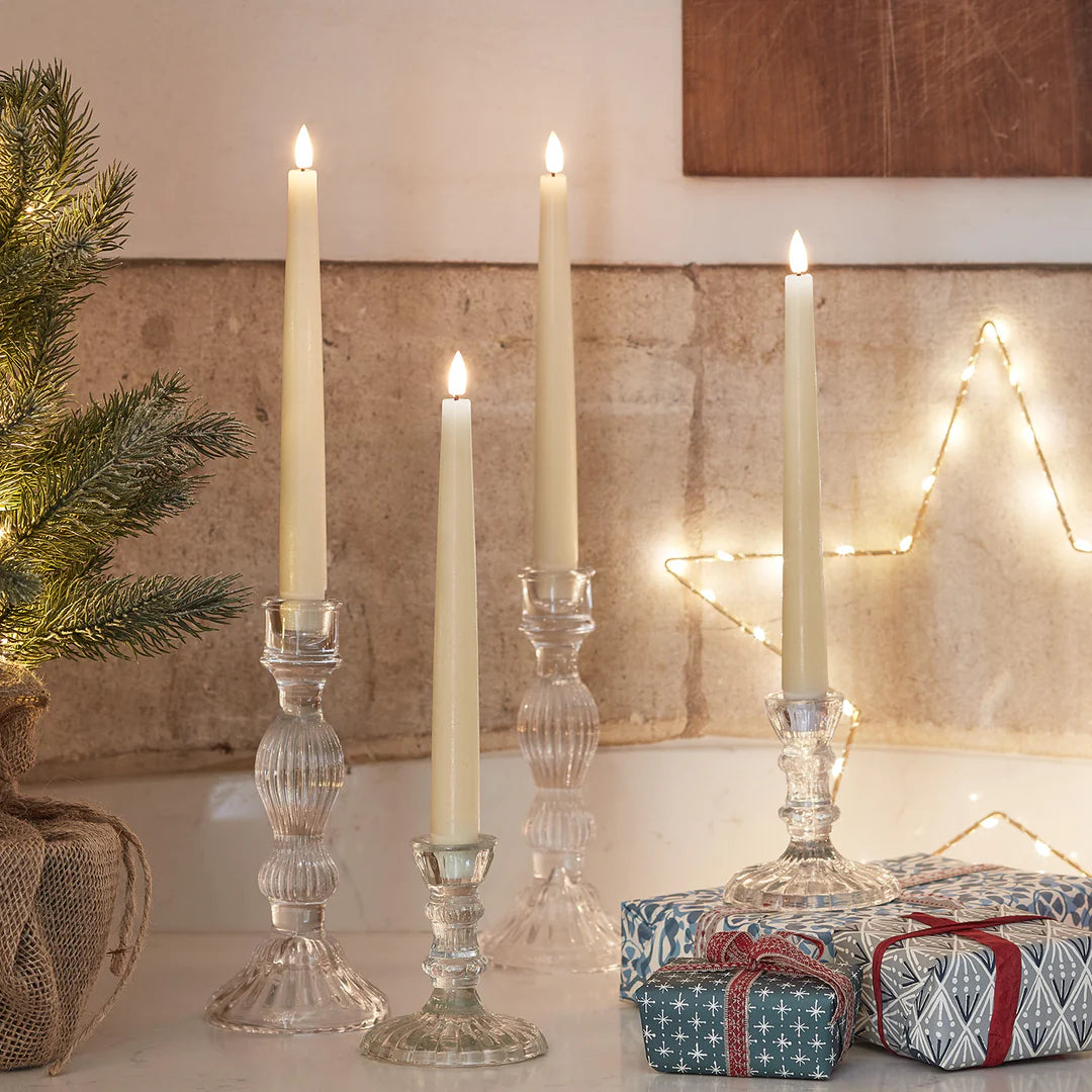 Lot de 4 bougies LED sans flamme et vacillantes en cire