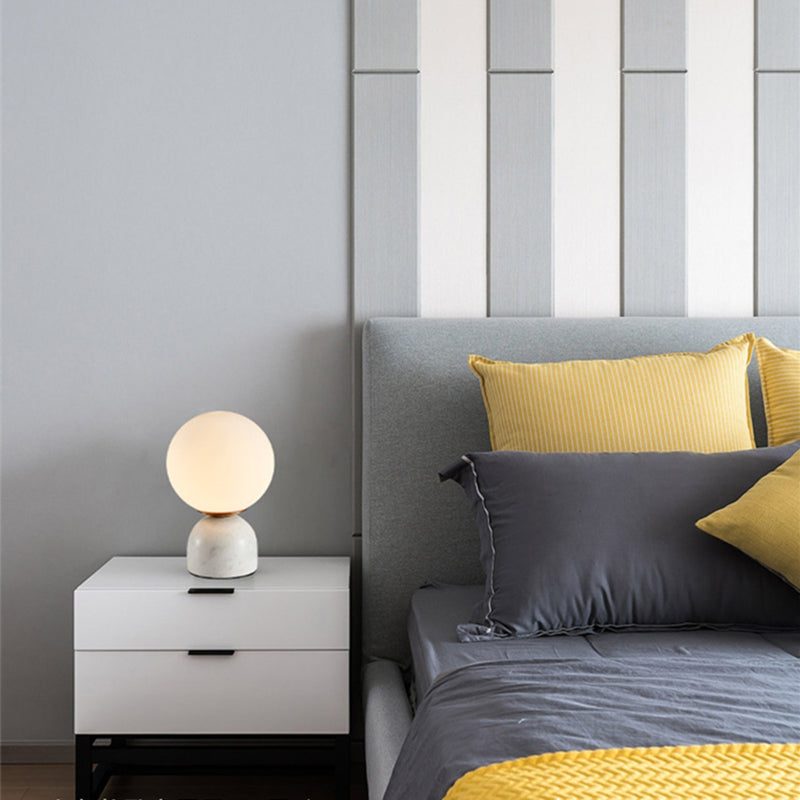 Globe - Lampe de table boule nordique moderne en verre