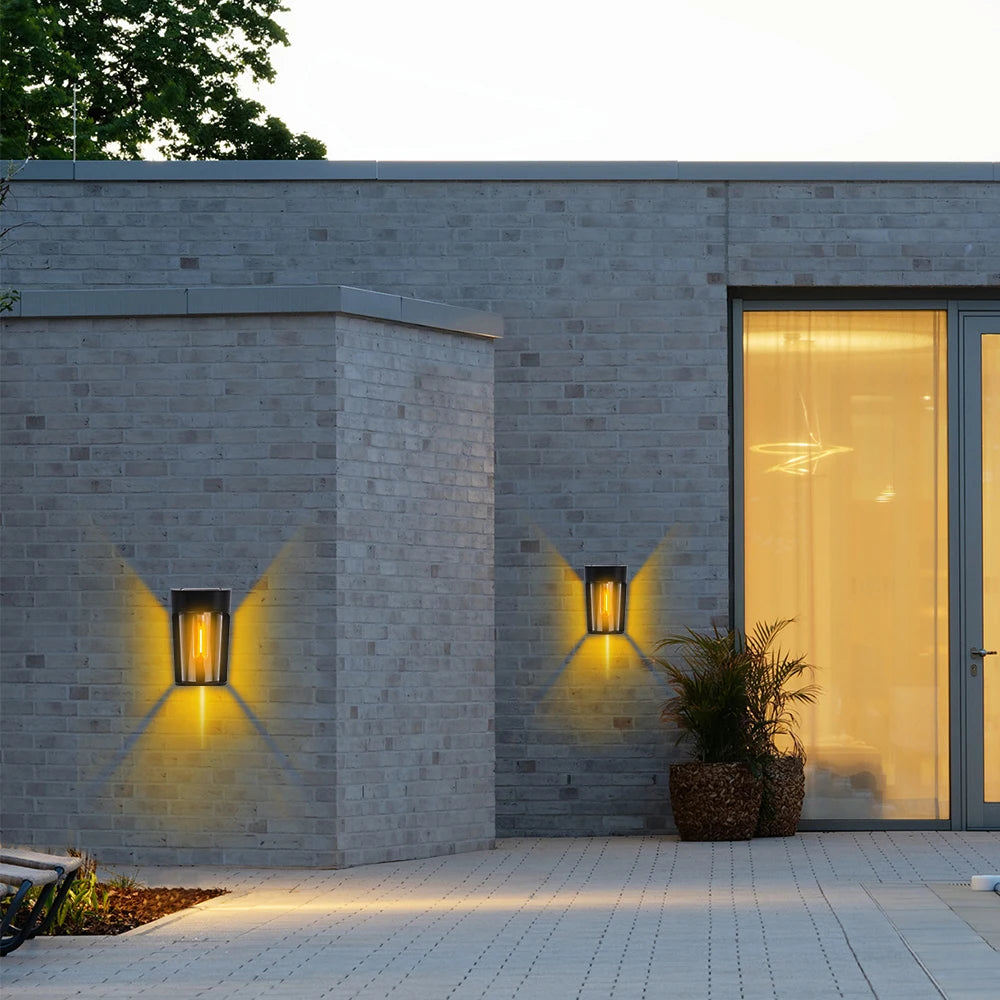 DreamScape™ - Mini lampe murale solaire élégante