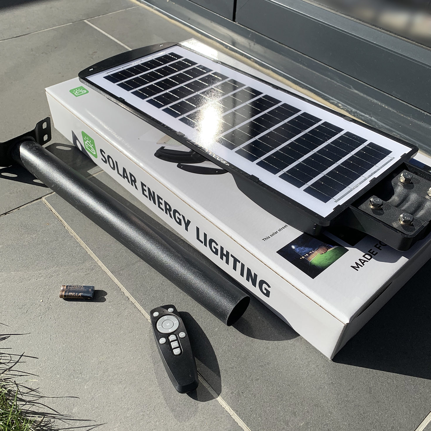 IlluminateSolarMega™ - 3 Lampes + 1 Gratuite Lampes Dolaires Ultra-Brillantes 450W/6500 Lumens