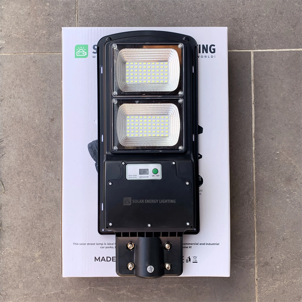 IlluminateSolarMega™ - Le Lampadaire Solaire Ultra-Brillant Ultime De 300W/6000 Lumens