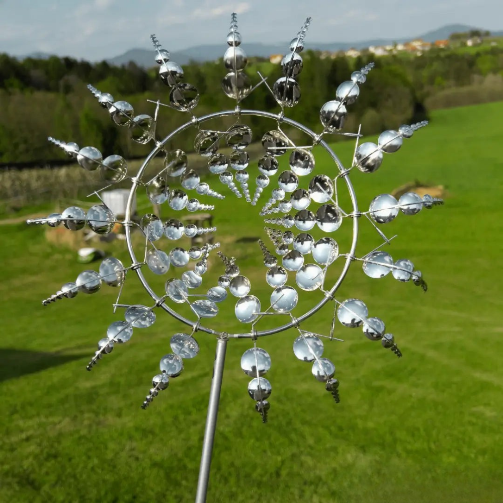 AeroSpin | Éolienne élégante faite main pour le jardin, en métal