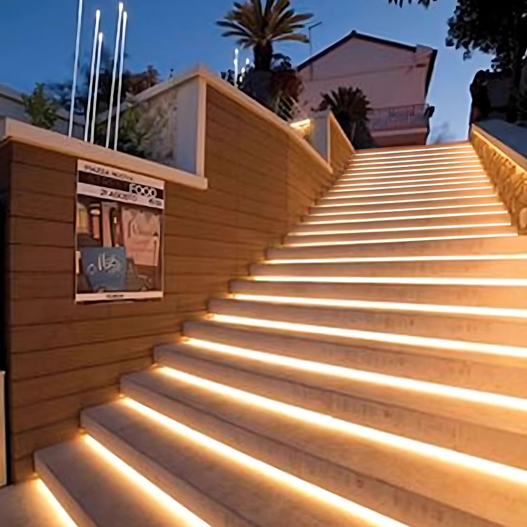 FlexiGlow Ruban LED Solaire – Lumière Extérieure Étanche IP67